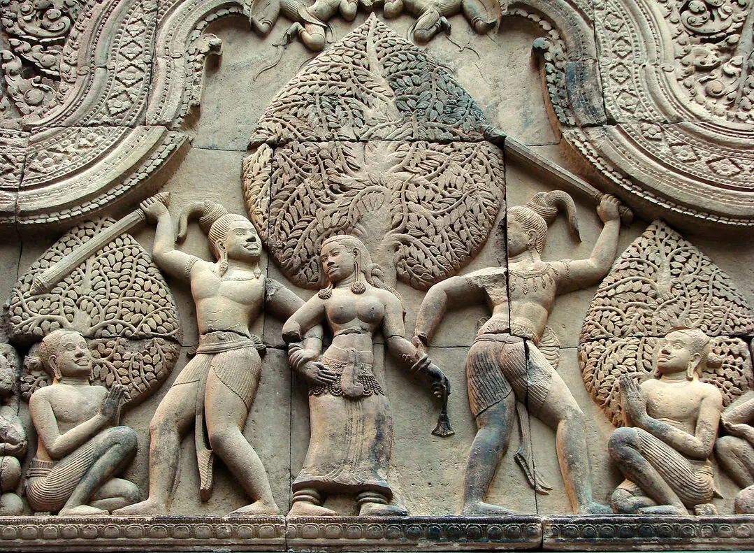 1280px-Fronton_Cambodge_Musée_Guimet_9972